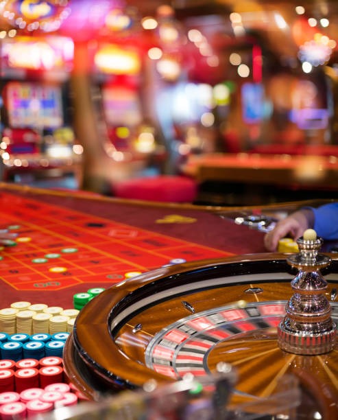 koihoki app showing PG Soft slots and live-dealer lobby on mobile